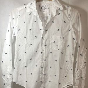 Frank & Eileen Barry signature button shirt.